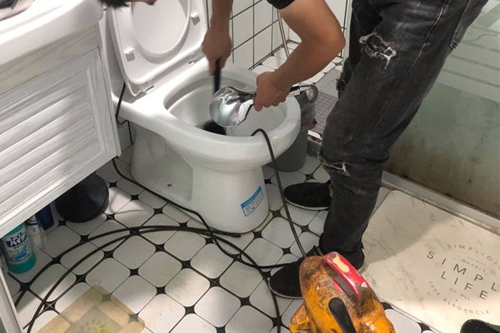 金华马桶经常堵塞竟是因为它们,别因方便惹来大麻烦